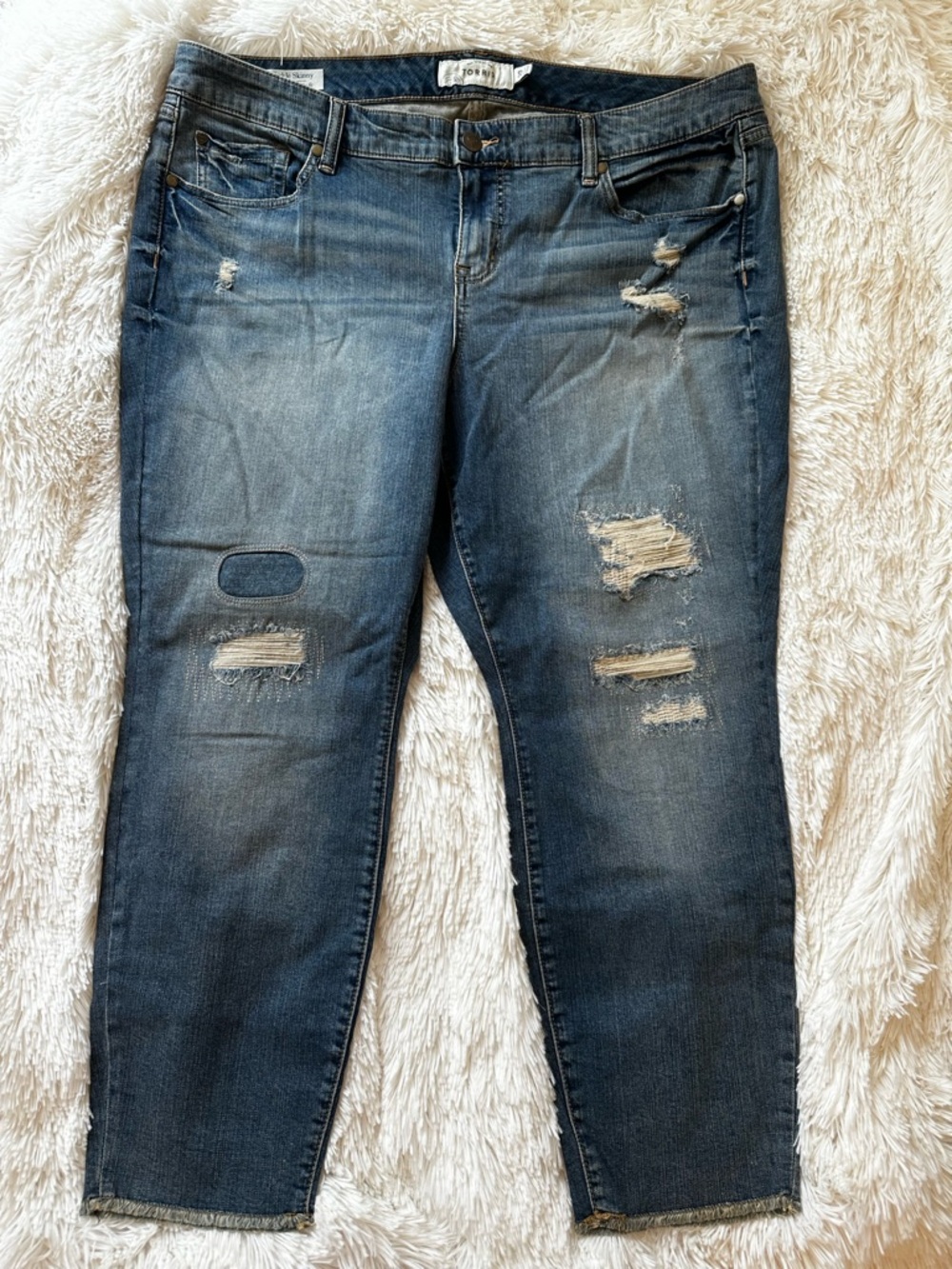Torrid Ankle Skinny Women’s Distressed Blue Cropped Jeans Size: 20